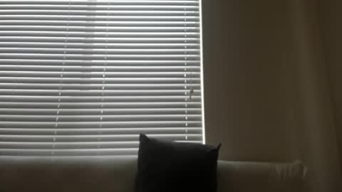 Snapshot of e_rectiom chatting on 09.28.25 Mr Wonderful online show from 09.28.25