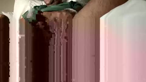 Snapshot of ea10101 chatting on 11.18.25 ea10101 online show from 11.18.25