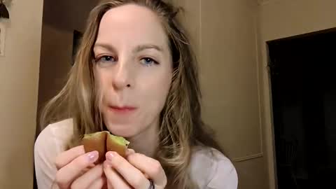 eager_sweetheart online show from 04.29.26