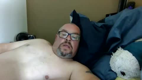 Snapshot of eagle4u chatting on 02.24.25 eagle4u online show from 02.24.25