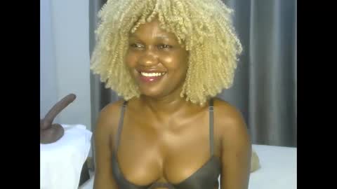 east_queen online show from 02.24.25