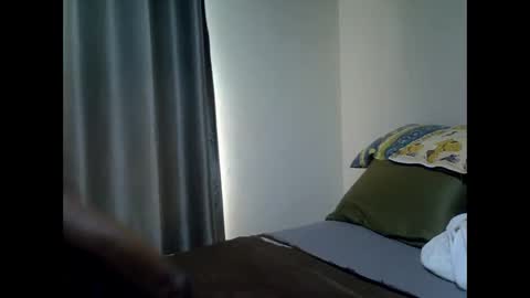 east_queen online show from 11.08.25