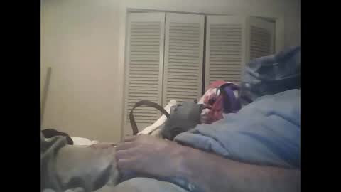 Easye online show from 12.21.25