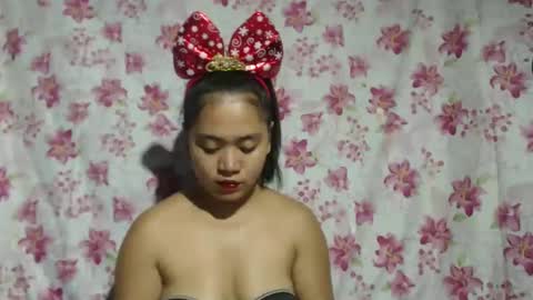 eatallucanpussypinay online show from 12.17.24