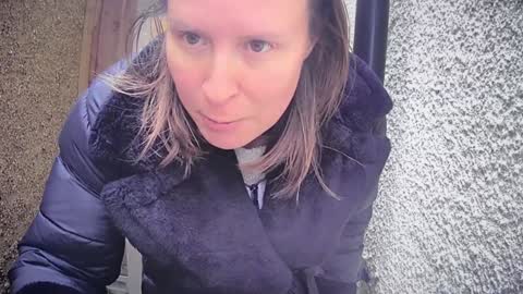 Nadia Ferreira  online show from 02.10.26