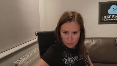 Nadia Ferreira  online show from 05.21.26