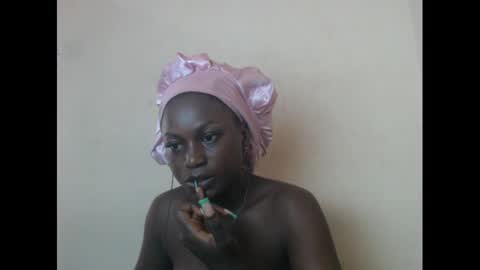 eatuupx online show from 01.05.25