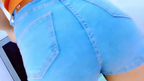 Snapshot of eban_dustan chatting on 02.21.26 Eban online show from 02.21.26