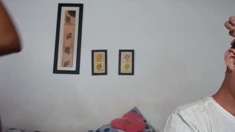 Laraand Drake online show from 01.27.25