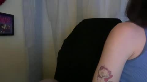 Snapshot of ebony8ivory chatting on 01.24.25 americnbarbie online show from 01.24.25