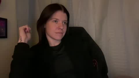 Snapshot of ebony8ivory chatting on 01.24.25 americnbarbie online show from 01.24.25