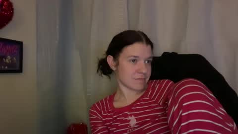 Snapshot of ebony8ivory chatting on 02.01.25 americnbarbie online show from 02.01.25