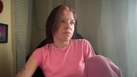 Snapshot of ebony8ivory chatting on 09.13.25 americnbarbie online show from 09.13.25