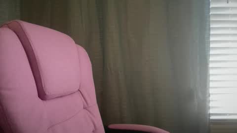 Snapshot of ebony8ivory chatting on 05.29.26 americnbarbie online show from 05.29.26