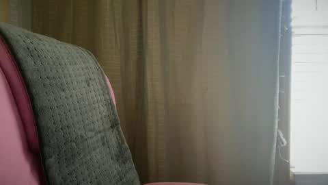 Snapshot of ebony8ivory chatting on 07.01.26 americnbarbie online show from 07.01.26