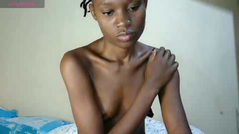 Snapshot of ebony_1774690 chatting on 04.11.26 Ebony online show from 04.11.26