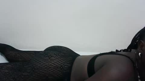 Snapshot of ebony_babbe chatting on 11.29.25 ebony_babbe online show from 11.29.25