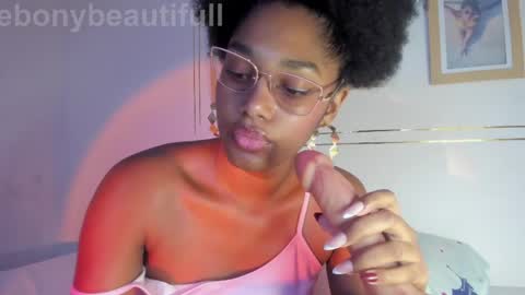 Snapshot of ebony_beautifull chatting on 04.27.26 Luci online show from 04.27.26