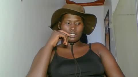 Snapshot of ebony_choco2 chatting on 10.11.25 ebony choco2 online show from 10.11.25