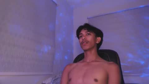 Snapshot of ebony_fuckboy chatting on 10.20.25 ebony_fuckboy online show from 10.20.25
