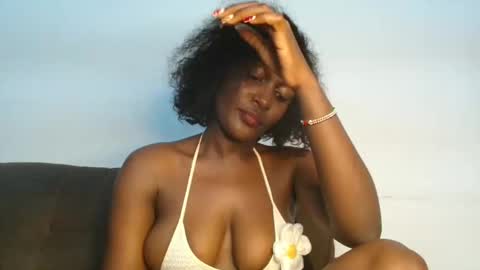 Snapshot of ebony_ghoddes chatting on 09.20.25 ebony online show from 09.20.25