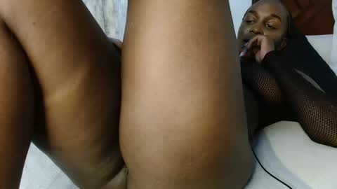 ebony online show from 11.22.25