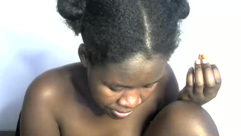 ebony_lynne online show from 05.14.26