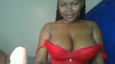 Snapshot of ebony_meeky chatting on 09.09.25 ebony_meeky online show from 09.09.25