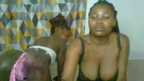 Snapshot of ebony_meeky chatting on 10.02.25 ebony_meeky online show from 10.02.25