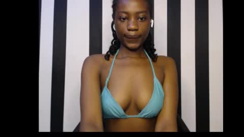 Ella online show from 09.21.25