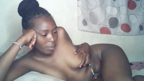 ebony_phoenix12 online show from 10.25.25