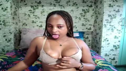 Snapshot of ebony_seduction00 chatting on 08.04.26 ebony_seduction00 online show from 08.04.26