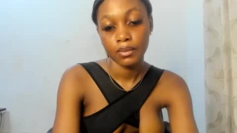 Ebony-slimgirl2 online show from 10.25.25