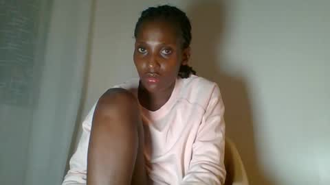 Snapshot of ebony_sofiaa chatting on 01.11.26 Sofiaa online show from 01.11.26