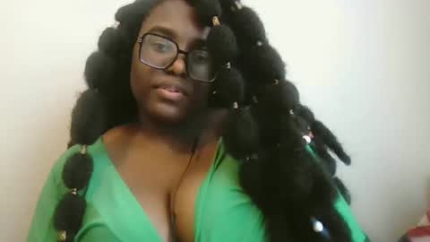 ebonybigtitqueen3 online show from 11.14.25