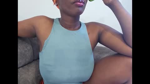 Ebony Melanie online show from 09.29.25