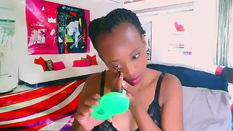 Snapshot of ebonycreamy69 chatting on 12.22.24 Nova online show from 12.22.24