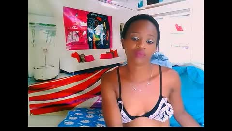 Snapshot of ebonycreamy69 chatting on 12.28.24 Nova online show from 12.28.24