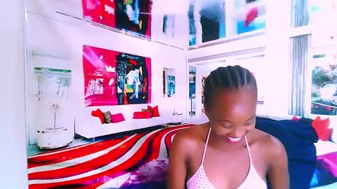 Snapshot of ebonycreamy69 chatting on 01.13.25 Nova online show from 01.13.25