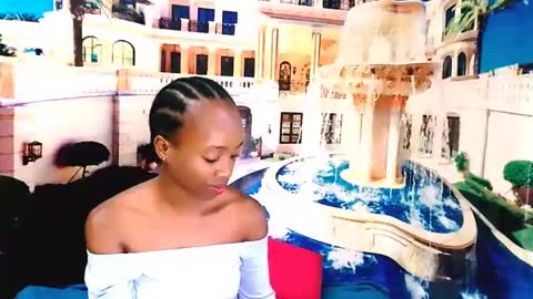 Snapshot of ebonycreamy69 chatting on 01.15.25 Nova online show from 01.15.25