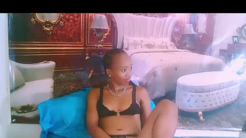 Snapshot of ebonycreamy69 chatting on 01.25.25 Nova online show from 01.25.25