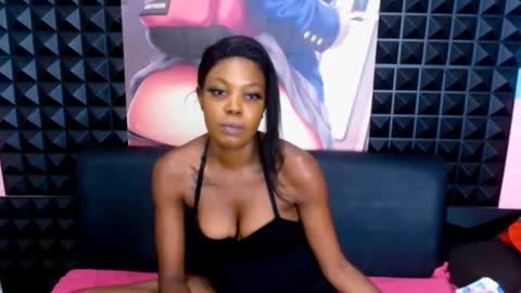 Snapshot of ebonydivaxx chatting on 01.09.25 kimberley online show from 01.09.25