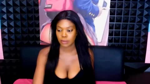 Snapshot of ebonydivaxx chatting on 01.29.25 kimberley online show from 01.29.25