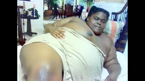 ebonyhotbuns4u2luv online show from 02.26.25