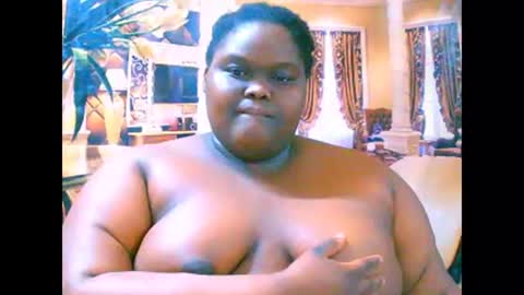 ebonyhotbuns4u2luv online show from 09.17.25