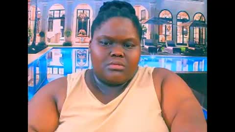 ebonyhotbuns4u2luv online show from 12.15.25