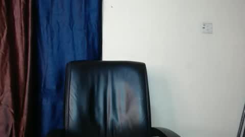 Snapshot of ebonypussy_xx chatting on 10.01.25 ebonypussy_xx online show from 10.01.25