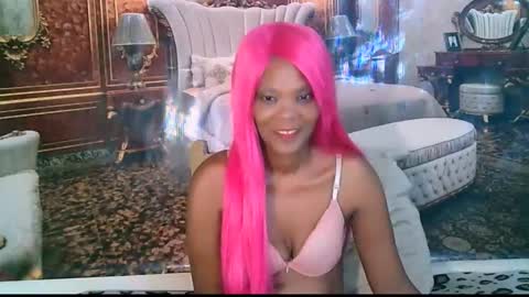 Snapshot of ebonysilkyx69 chatting on 12.15.25 ebonysilkyx69 online show from 12.15.25