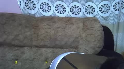 pretty online show from 03.18.26