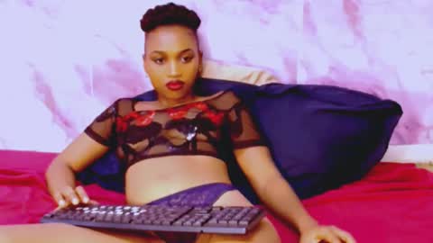 Snapshot of ebonystarlite1 chatting on 03.11.25 Candy online show from 03.11.25